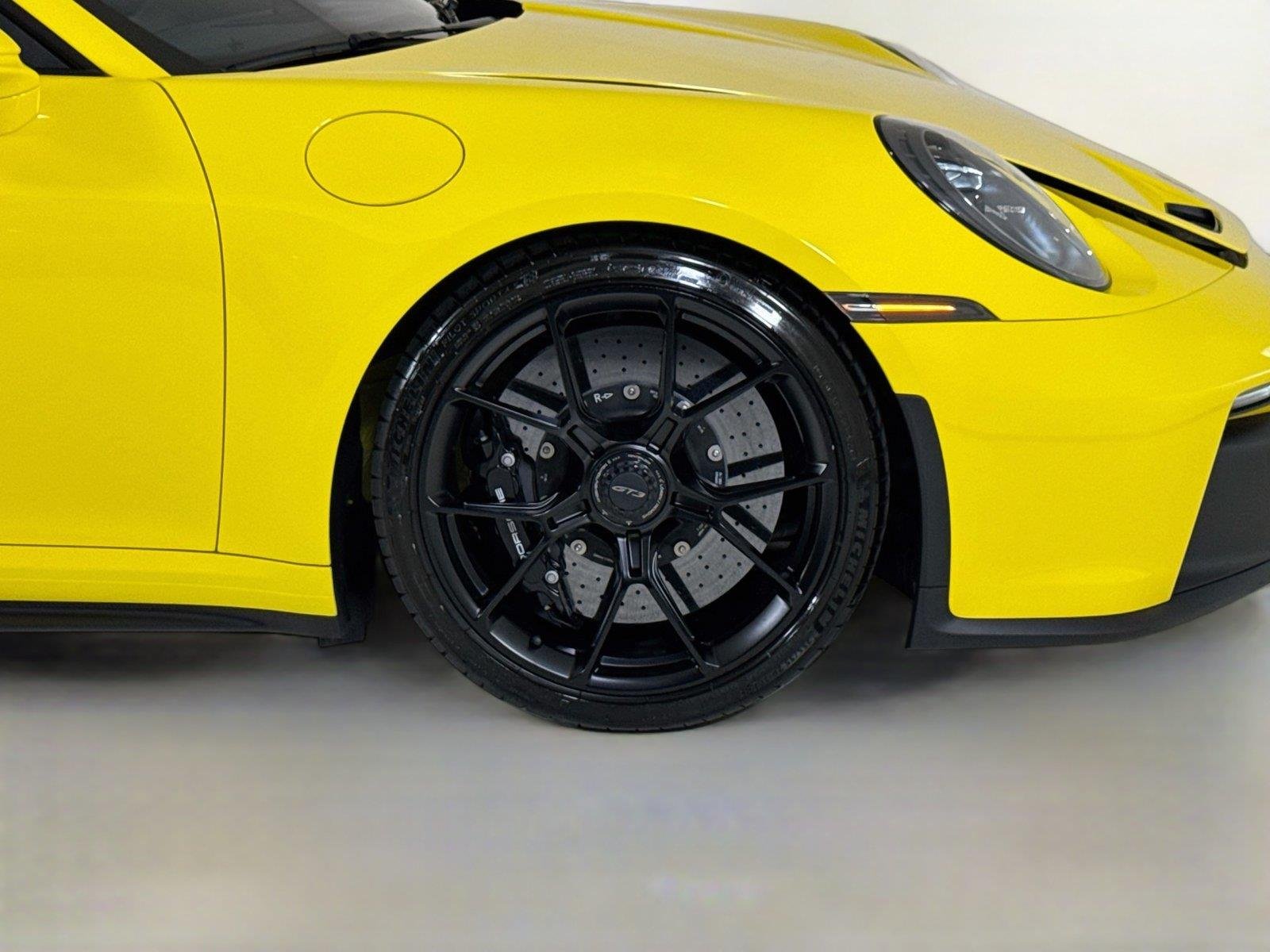 Used 2022 Racing Yellow Porsche GT3 | PCCB | PDLS+ | Matte Carbon Trim | Exclusive Design Taillights image 36