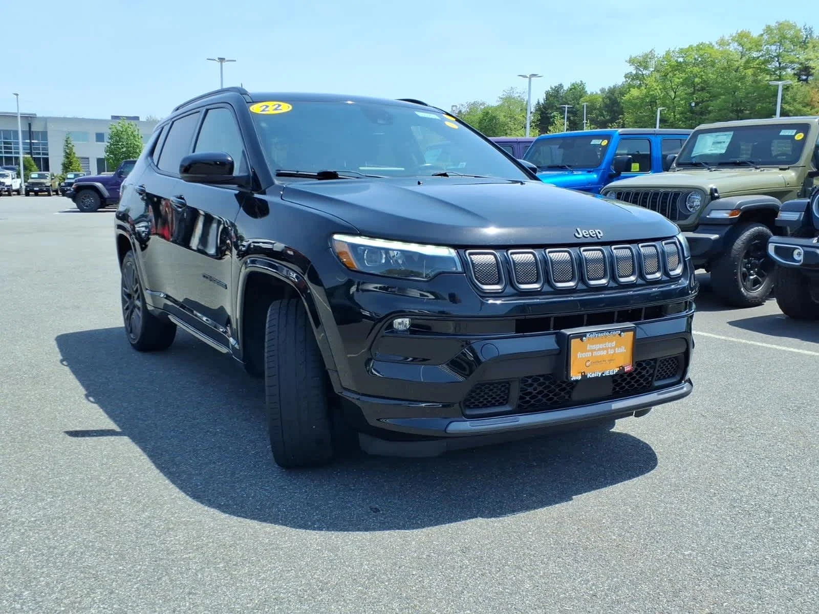 Certified Used 2022 Diamond Black Crystal Pearlcoat Jeep High Altitude image 5
