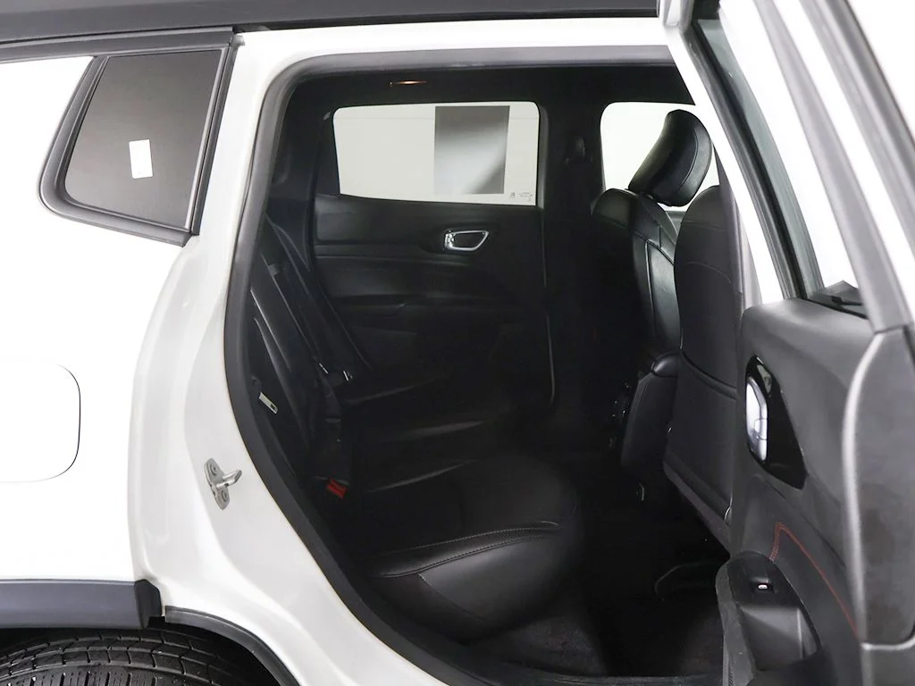 Used 2023 White Jeep Trailhawk image 29