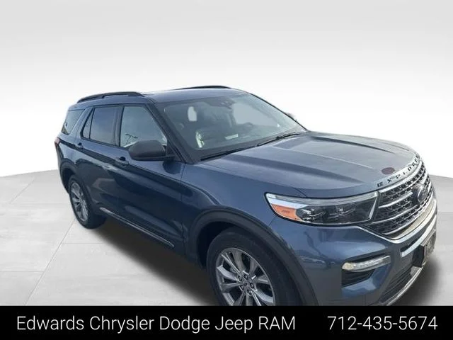 Used 2020 Blue Ford XLT image 2