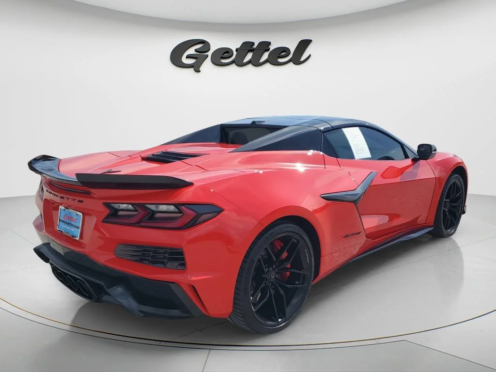 Used 2025 Torch Red Chevrolet 2LZ image 5