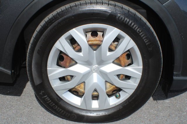Used 2021 Magnetic Gray Metallic Toyota LE image 7