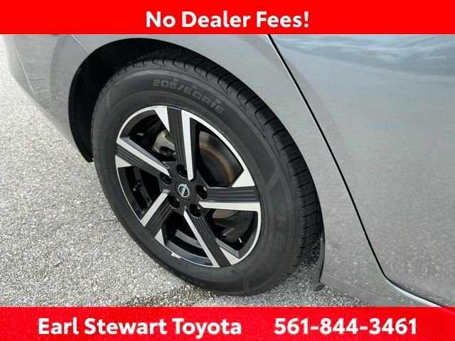 Used 2024 Gray Nissan SV image 44