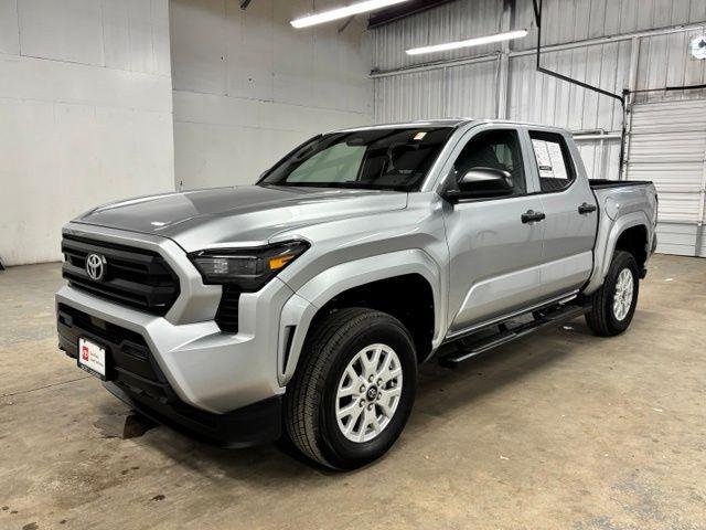 Certified Used 2025 CELESTIAL SILVER Toyota  image 3