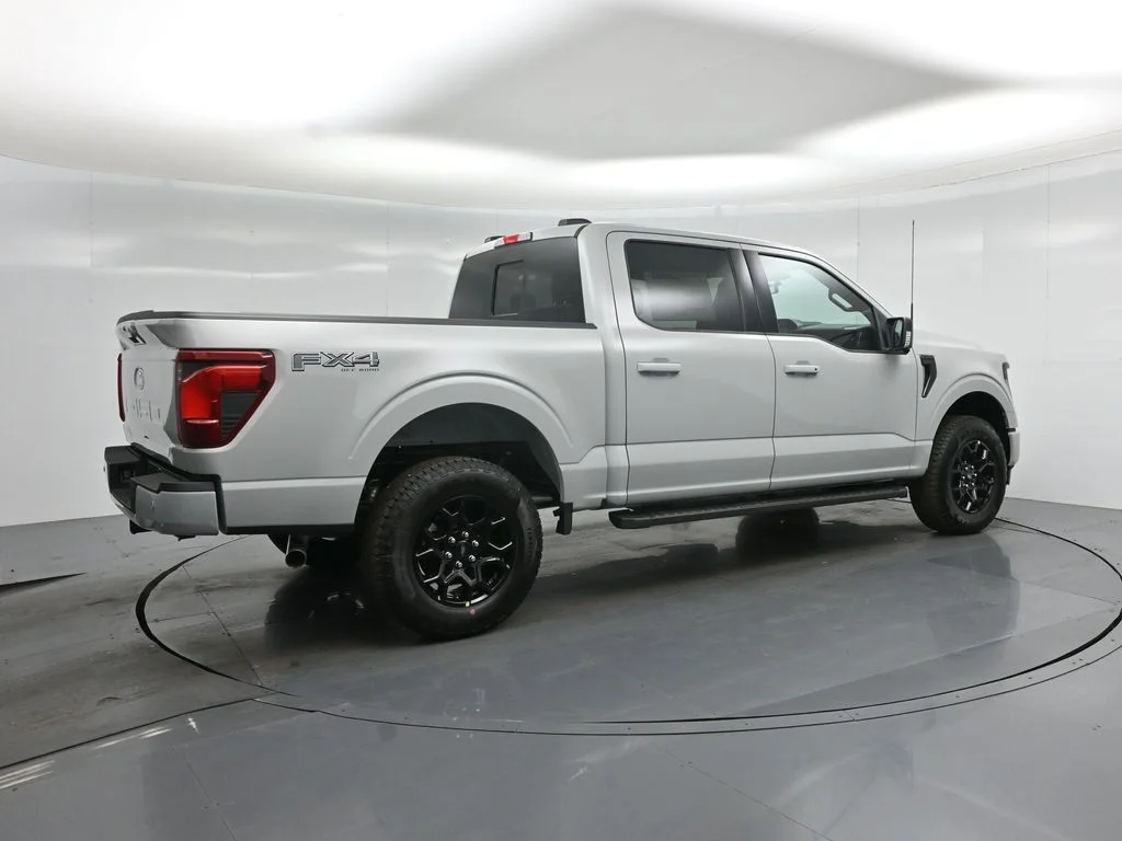 New 2026 Avalanche Ford XLT image 26