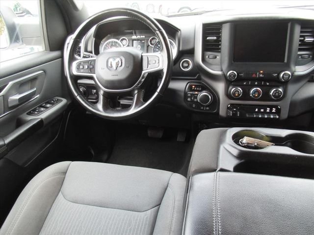 Used 2023 White Ram Big Horn/Lone Star image 13