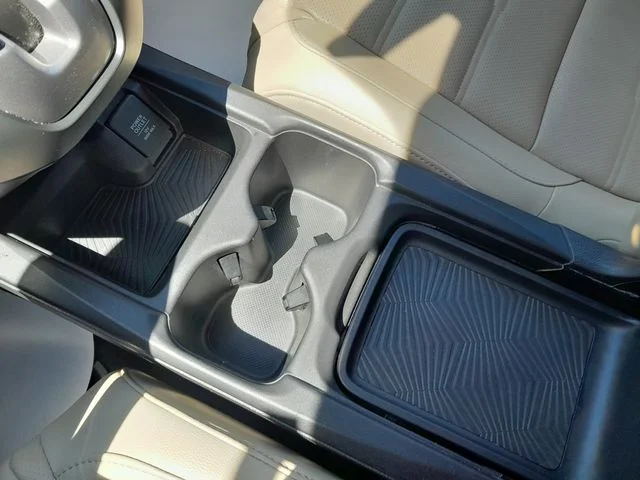 Used 2019  Honda Touring image 27