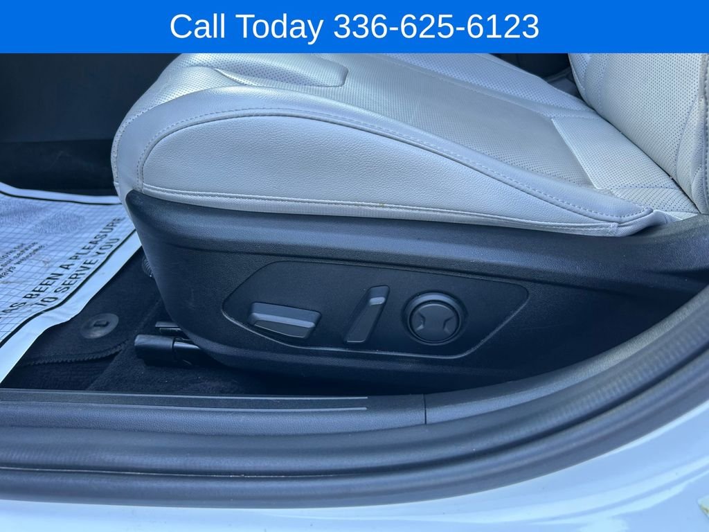 Used 2022 Gray Hyundai Limited image 14