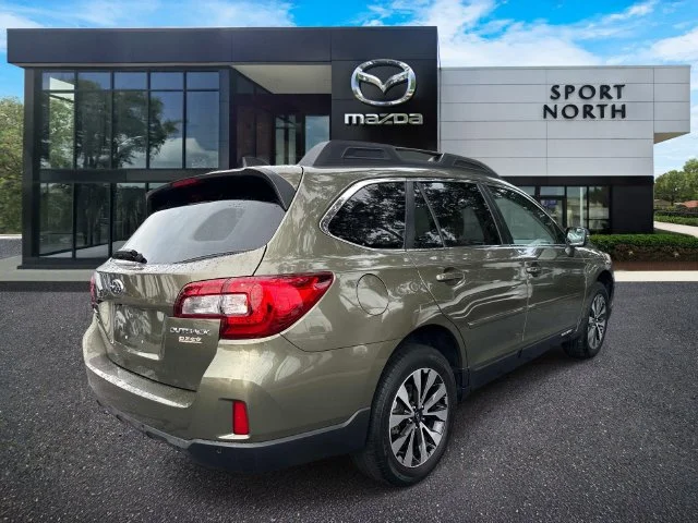 Used 2017 Green Subaru 2.5i image 3