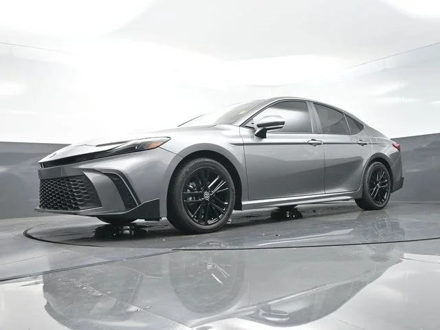 Used 2026  Toyota SE image 45