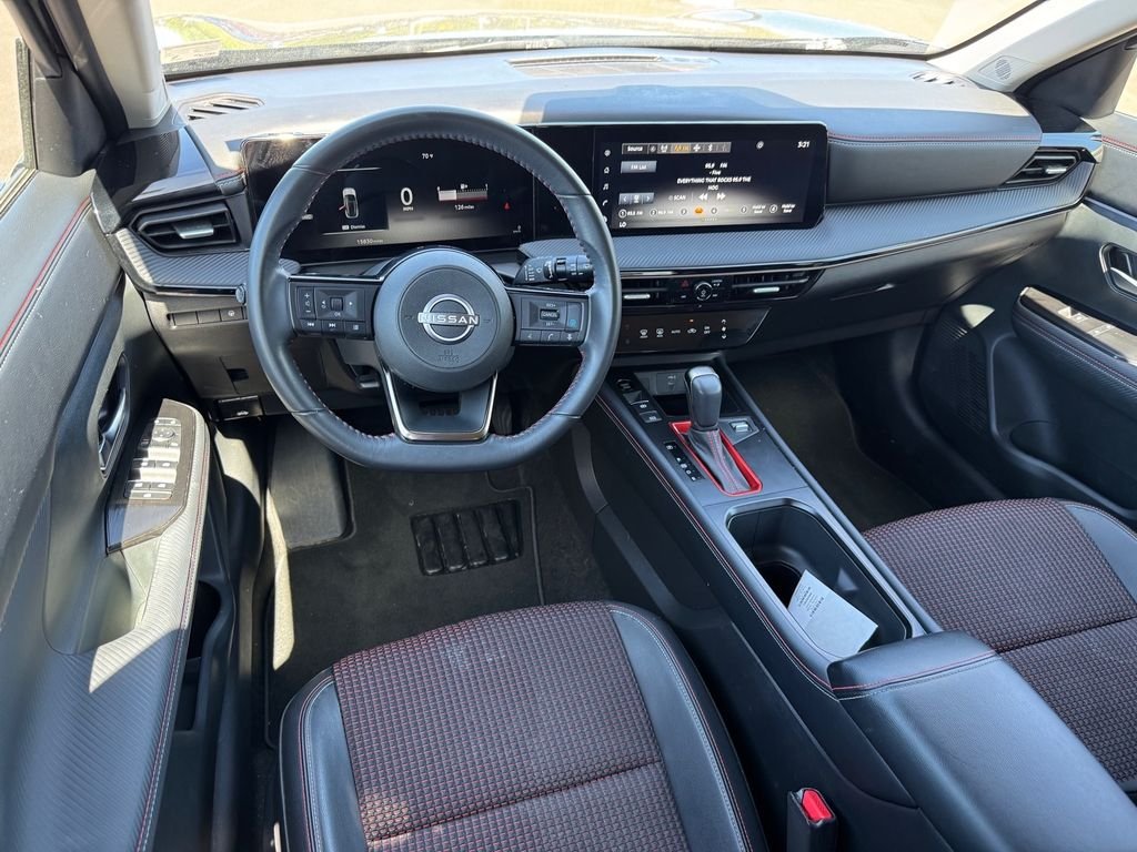 Used 2025 Black Nissan SR image 16