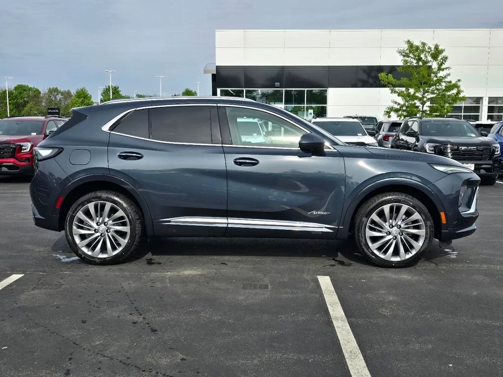 2026 Buick Envision Avenir - Photo 10