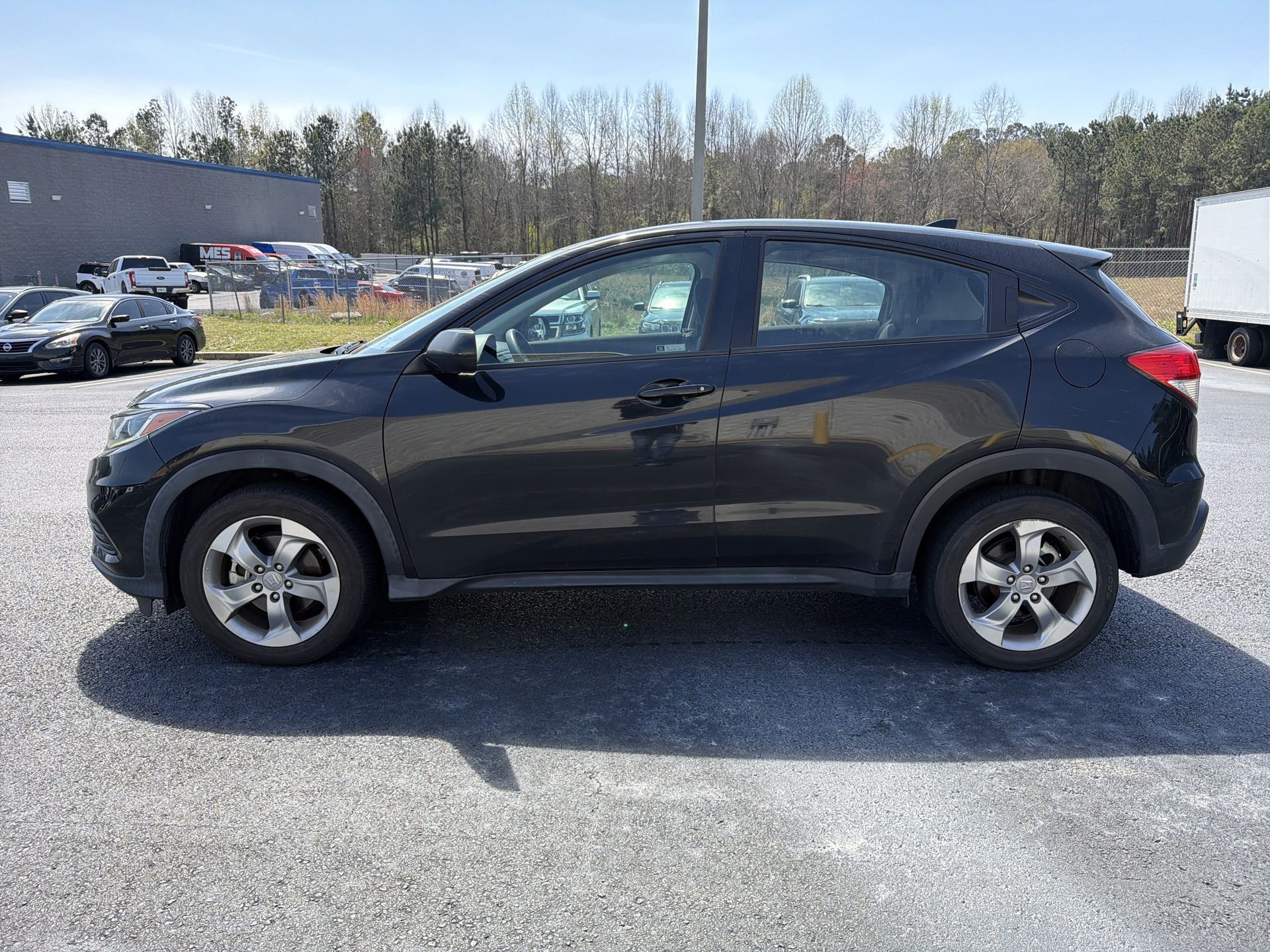 Used 2021 Honda HR-V LX with VIN 3CZRU5H39MM734351 for sale in Loganville, GA