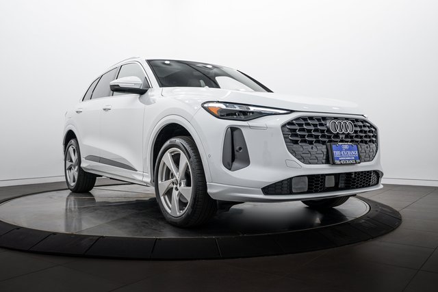 2025 Audi Q5 Premium Plus