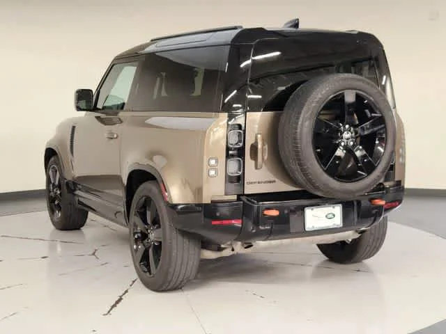 Used 2023 Gondwana Stone Metallic Land Rover X image 6