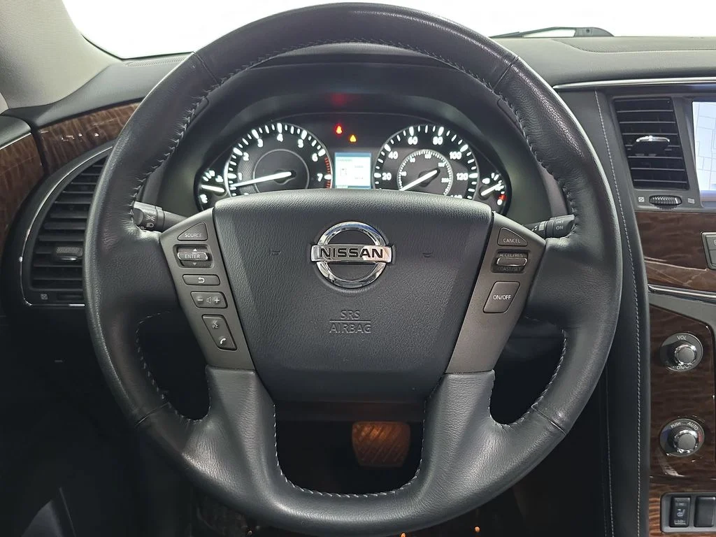 Used 2017 White Nissan SL image 14