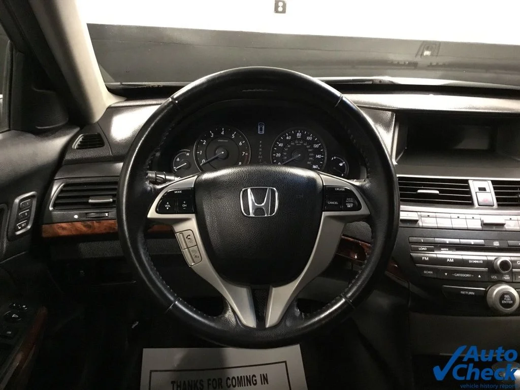 Used 2011 Green Honda EX-L image 43