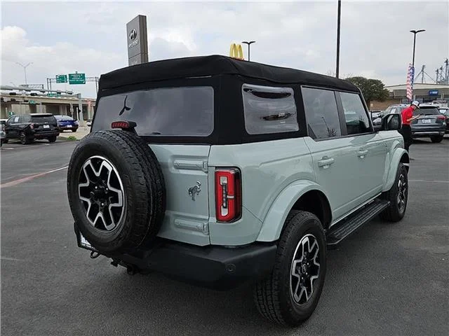 Used 2023 Carbonized Gray Metallic Ford Outer Banks 4x4 image 5