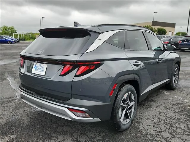 New 2026 Ecotronic Gray Hyundai SEL image 5