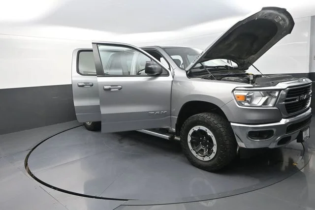 Used 2019 Silver Ram Big Horn/Lone Star image 29