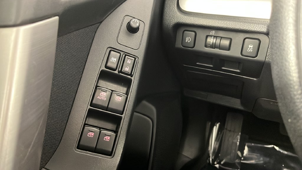 2015 Subaru Forester i Premium - Photo 28