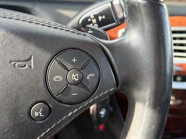 Used 2013 White Mercedes-Benz CL 550 image 19