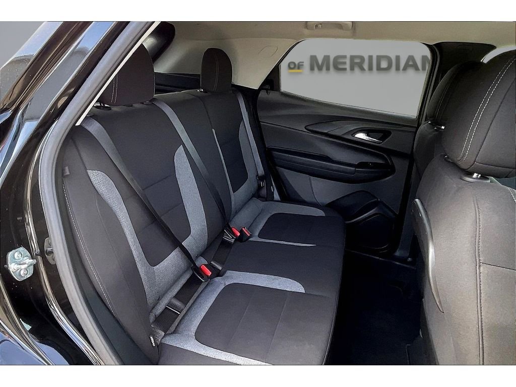 Used 2025 Mosaic Black Metallic Chevrolet LT image 18