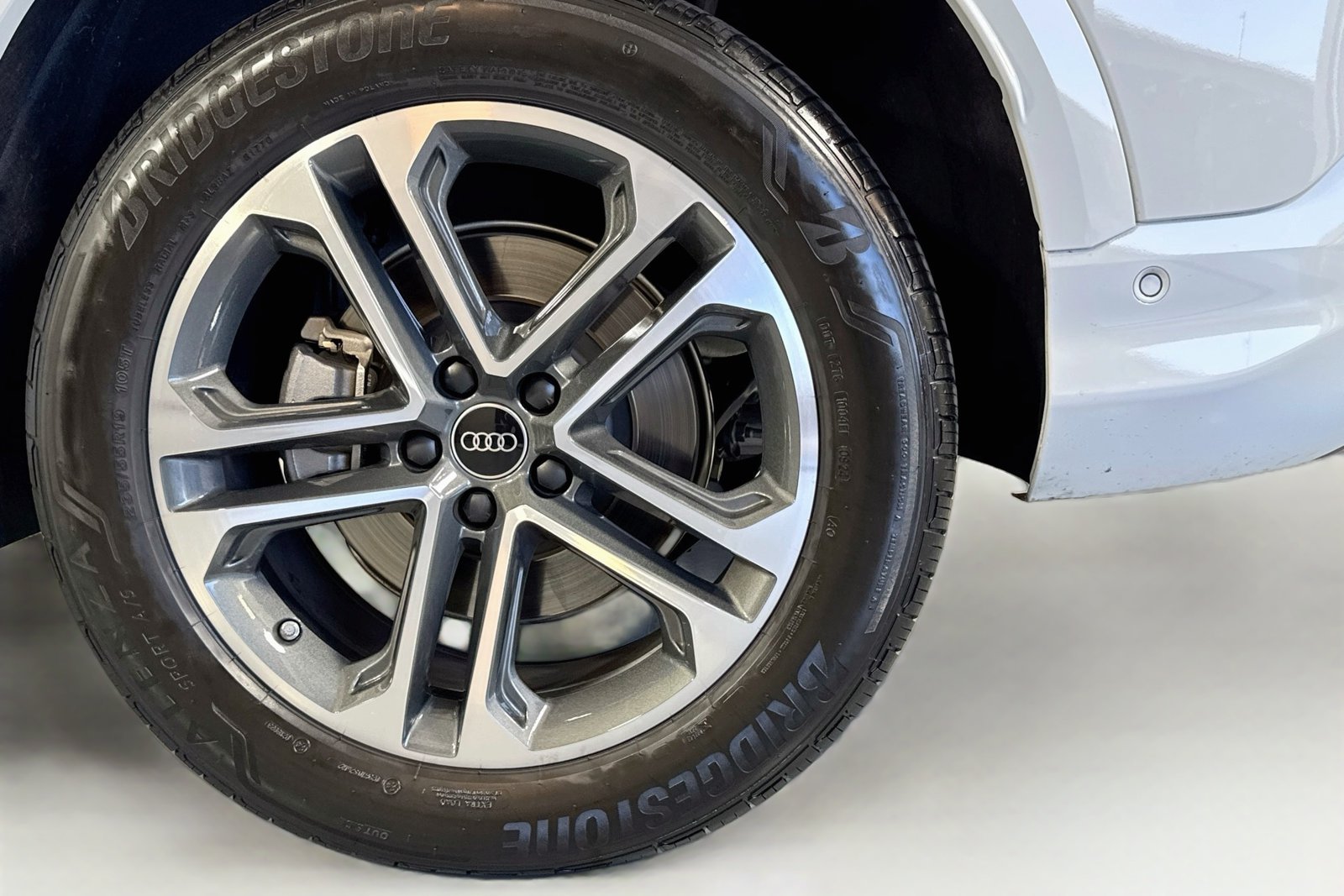Used 2025 Glacier White Metallic Audi Premium image 29