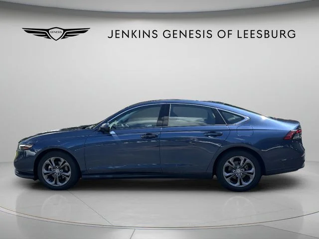 Used 2023  Honda EX image 9