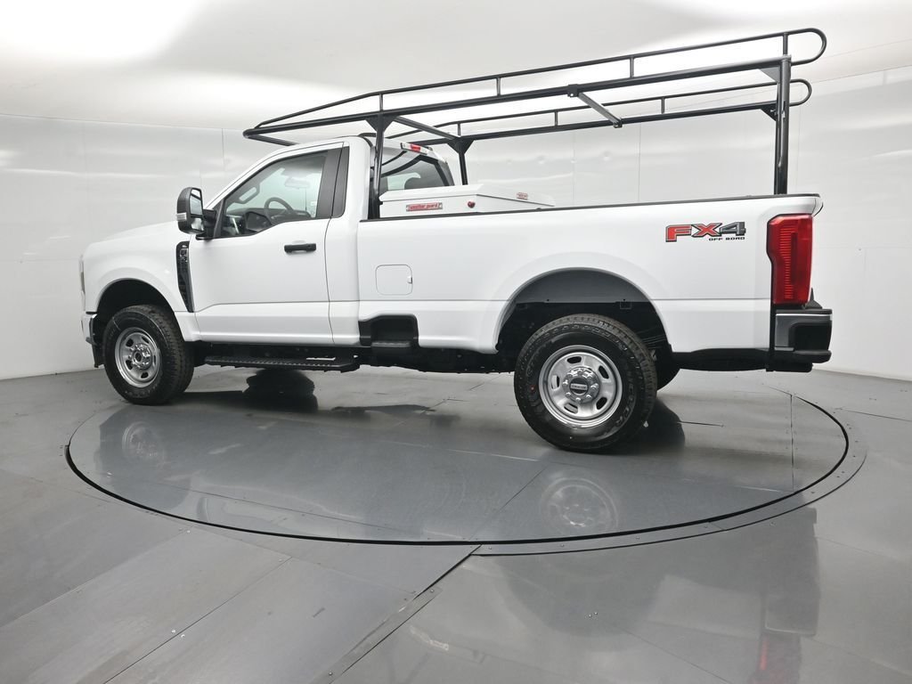 New 2026 Oxford White Ford XL image 5