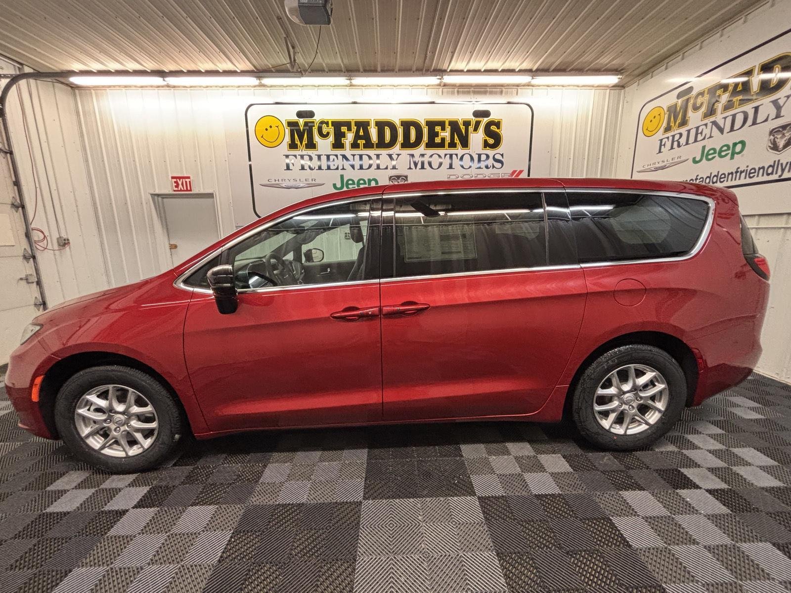 2026 Chrysler Pacifica Select - Photo 6