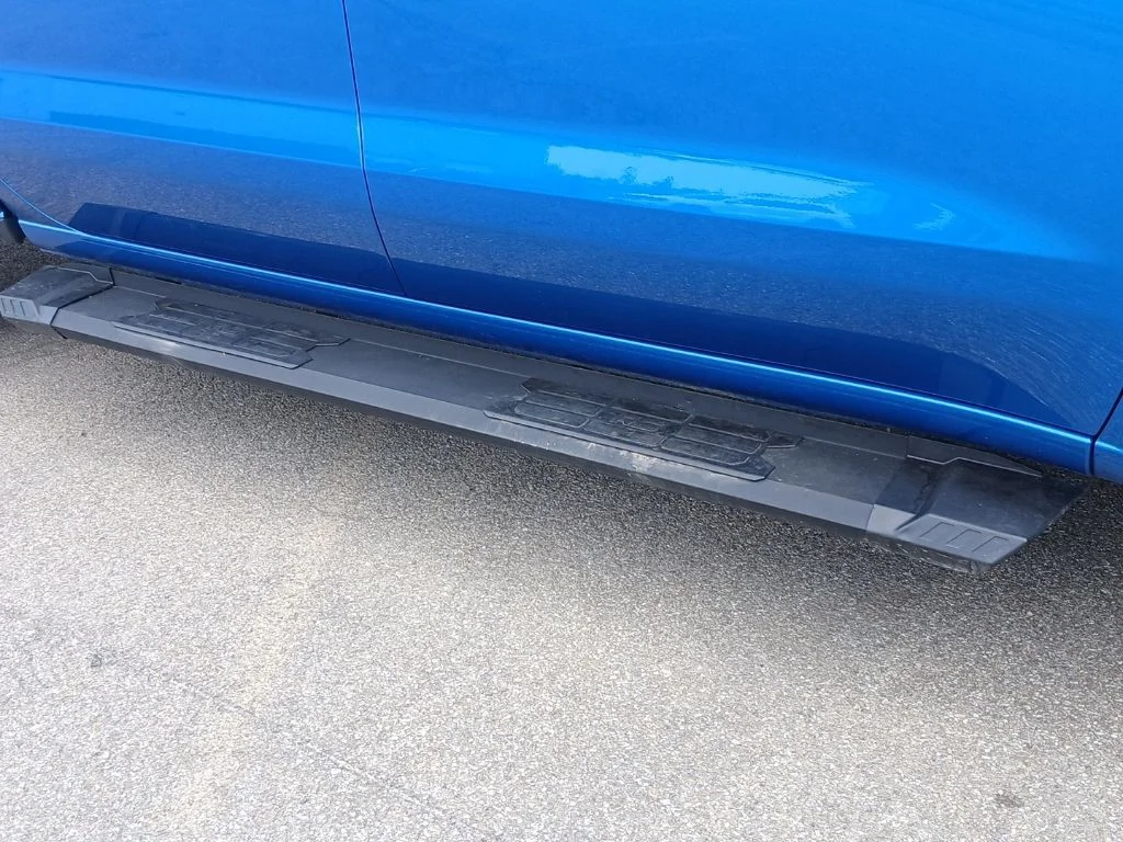 Used 2022 Blue Chevrolet LT image 31