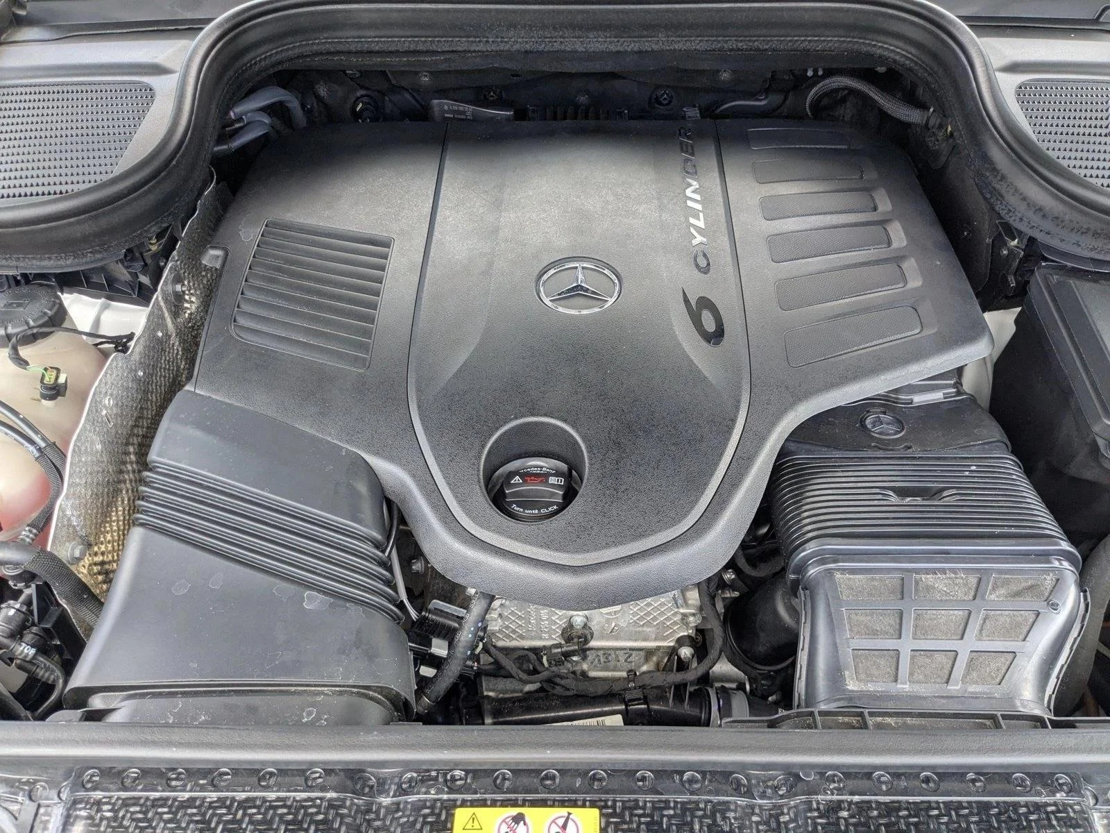 Used 2023 Polar White Mercedes-Benz GLS 450 image 22