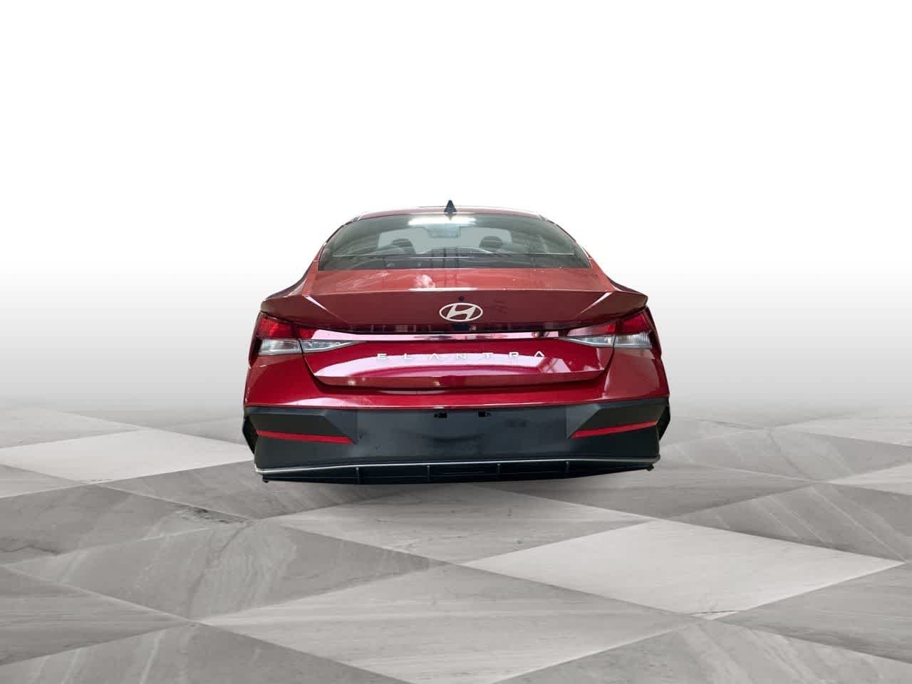 2025 Hyundai Elantra SE - Photo 7