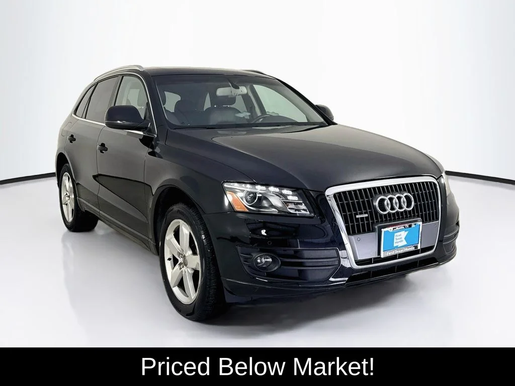 Used 2011 Brilliant Black Audi 2.0T Premium image 1