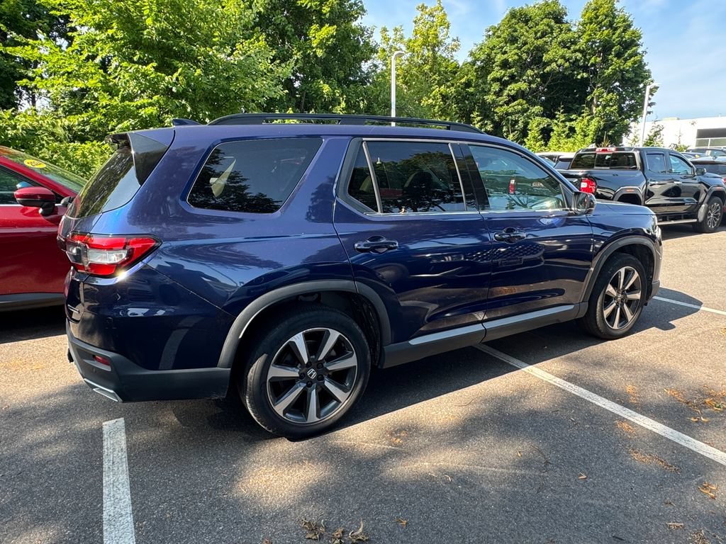 Used 2024 Blue Honda Touring image 3