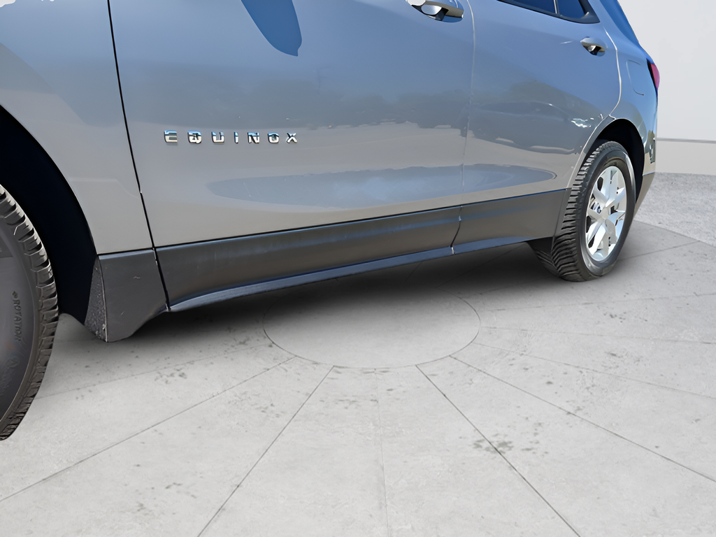 Used 2023 Gray Chevrolet LS image 26