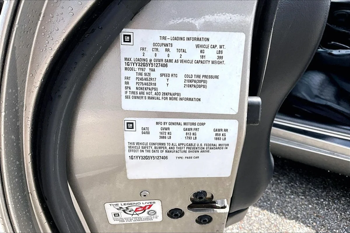 Used 2000  Chevrolet  image 18