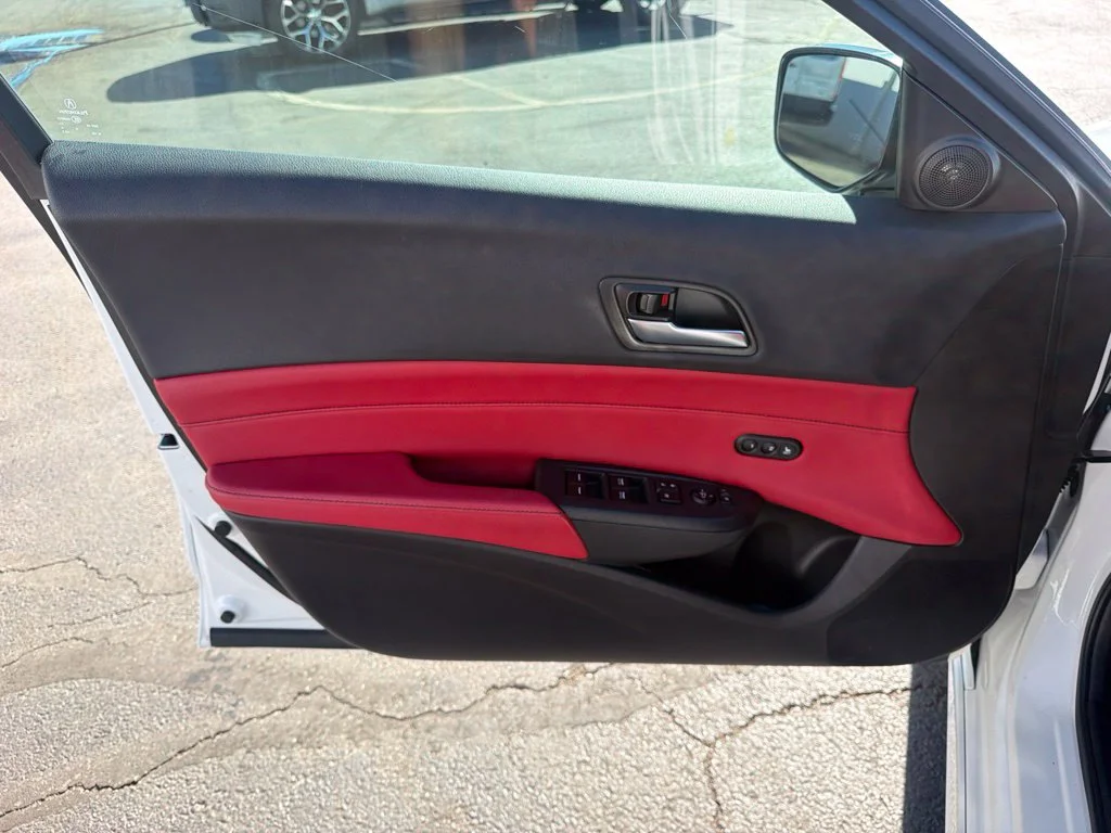 Used 2020  Acura Premium and A-SPEC Packages image 25
