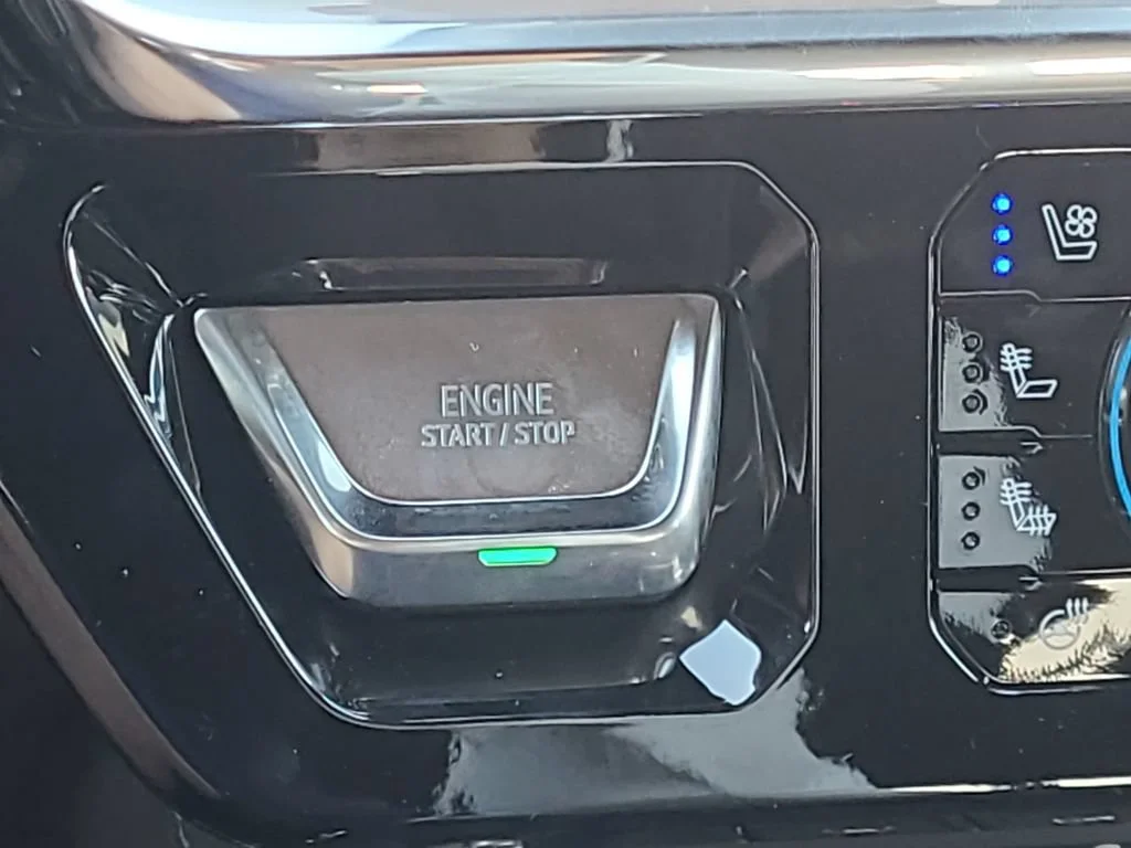 New 2026 Glacier White Tricoat GMC Denali image 25