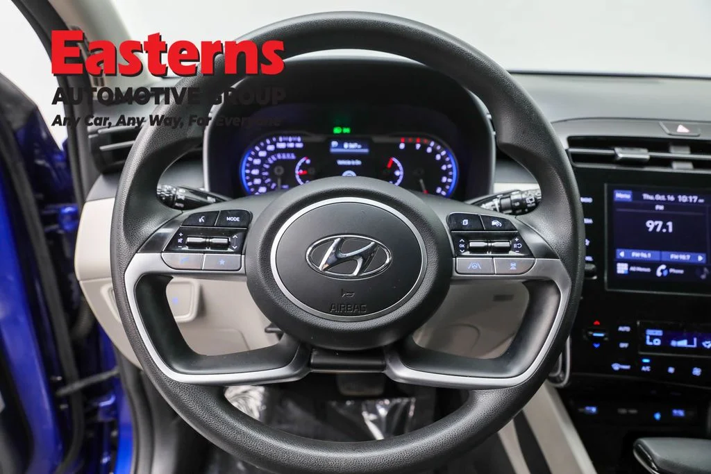 Used 2024 Blue Hyundai SEL image 10