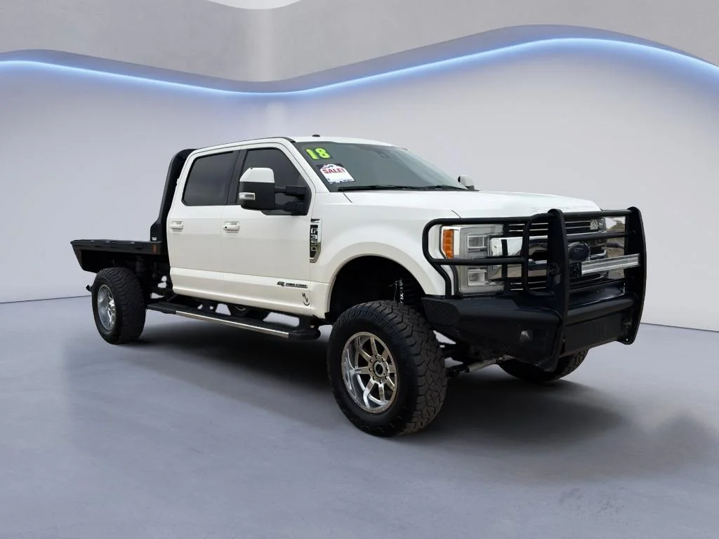 Used 2018 White Platinum Metallic Tri-Coat Ford LARIAT image 7