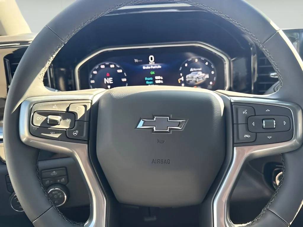 New 2026 Summit White Chevrolet RST image 24