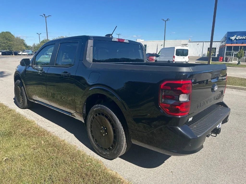 New 2026 Black Ford Lobo Standard image 11