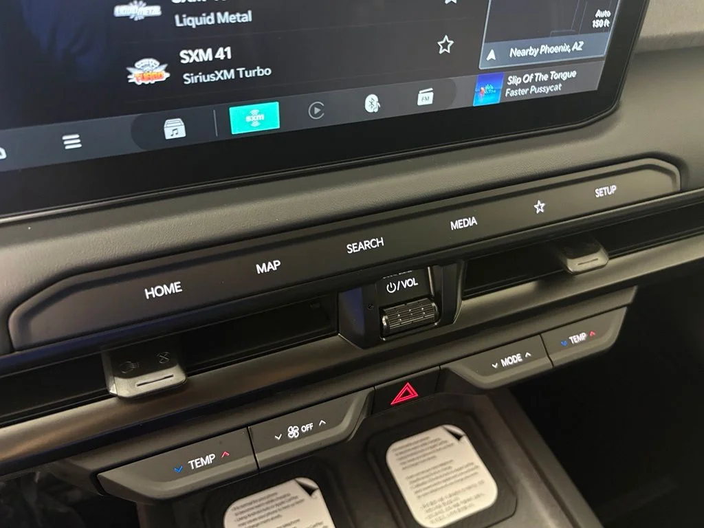 New 2027 Black Jade Green Kia X-Line EX image 30