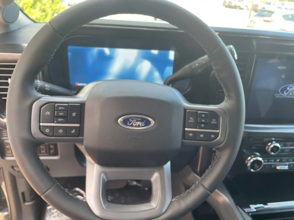 New 2026 CARBONIZED GRAY Ford Lariat image 15