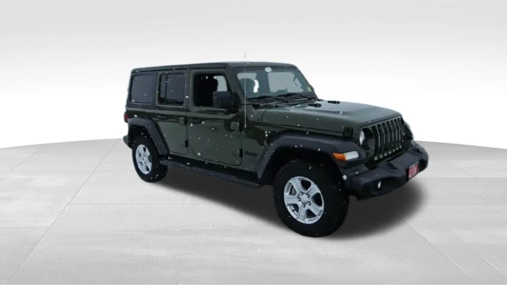 Used 2021 Green Jeep Unlimited Sport S image 2