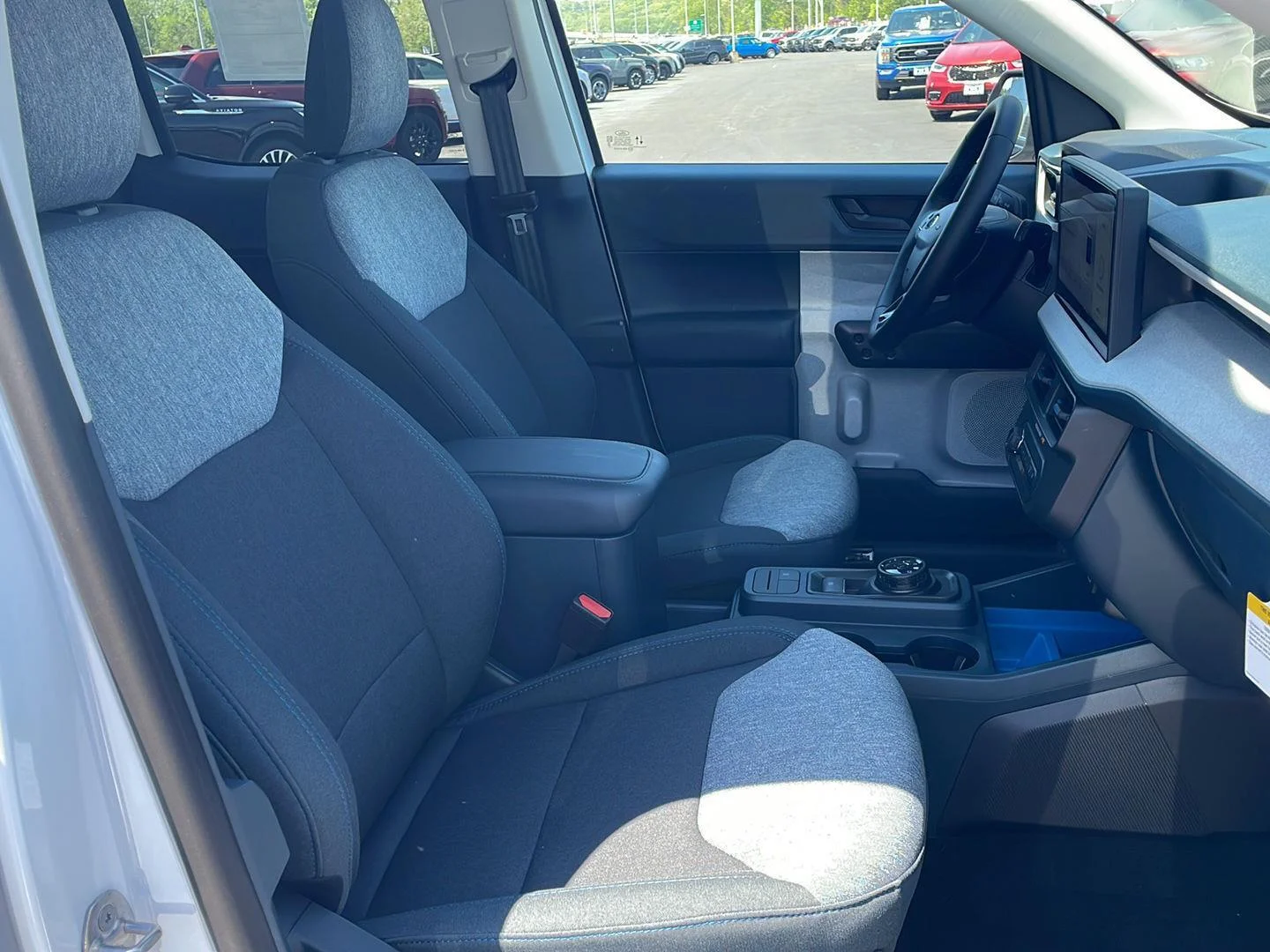 New 2026 Oxford White Ford XLT image 25