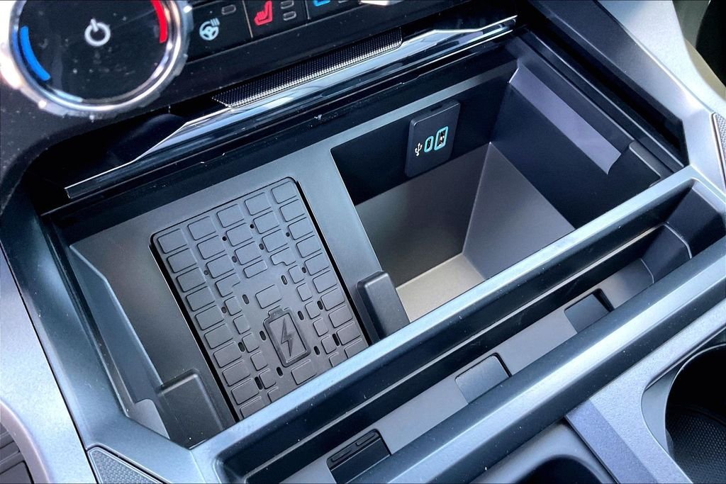 New 2026 Ford Super Duty F-250 Lariat 4D Crew Cab