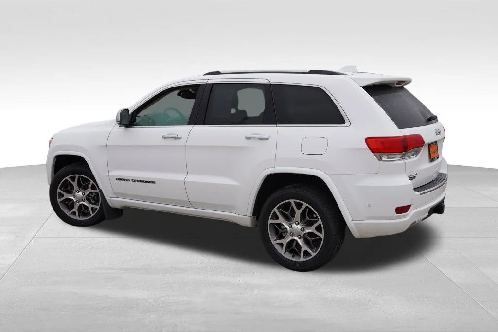 Certified Used 2021 White Jeep Overland image 8